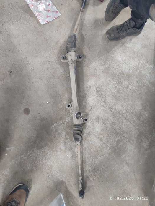 Рулевая рейка Toyata corolla 150