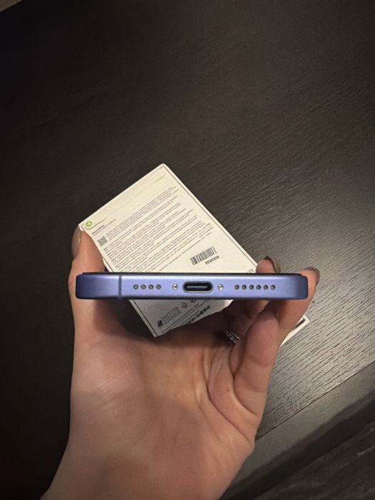 Iphone 16 plus 126 GB Ultramarine