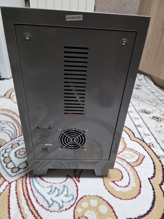 Продам стабилизатор Ресанта