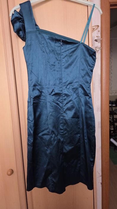 Продам коктельное платье