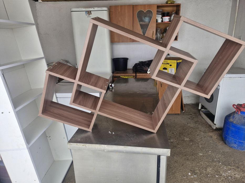 Продам мебель и оборудование