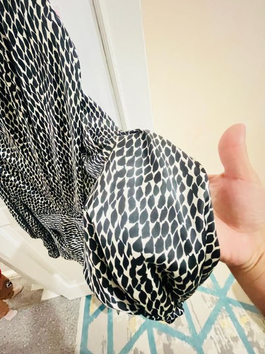 Продам итальянское платье! Шымкент