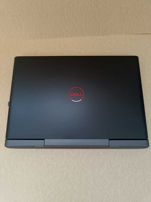 Геймърски Лаптоп Dell G5 5587