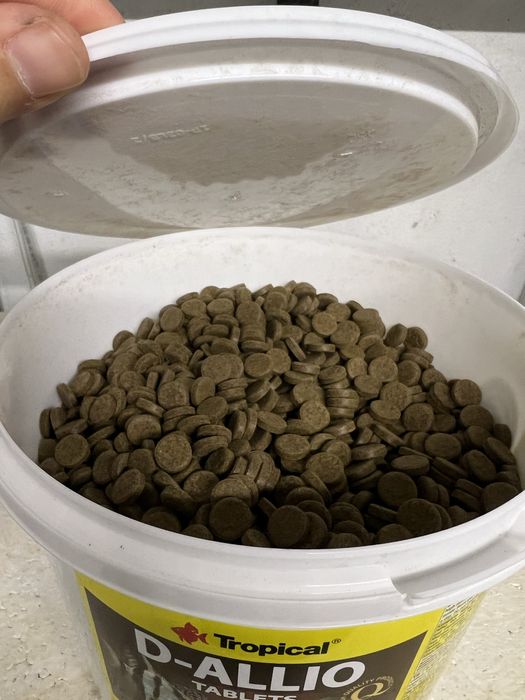 Храни на JBL и Tropical - таблетки