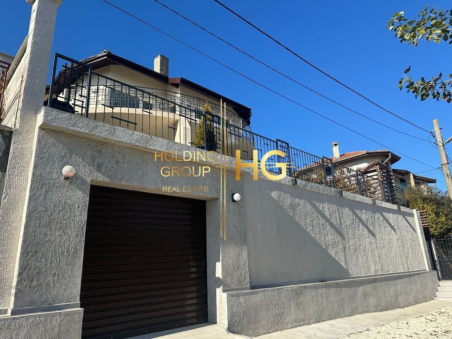 Нова Двуетажна Къща с Морска Панорма и Басейн в град Балчик