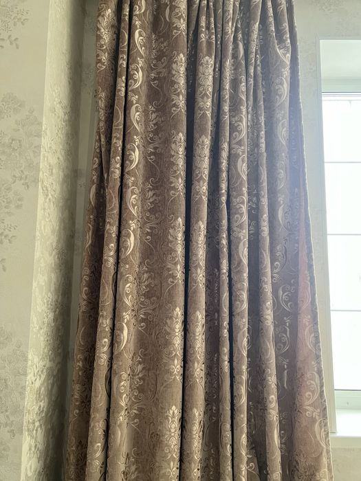 Продам шторы б/у