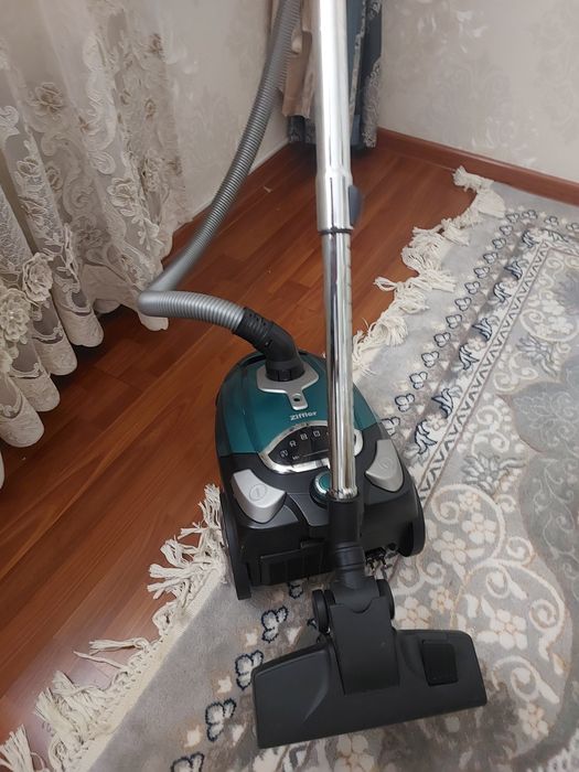 Новый пылесос состояние хорошее