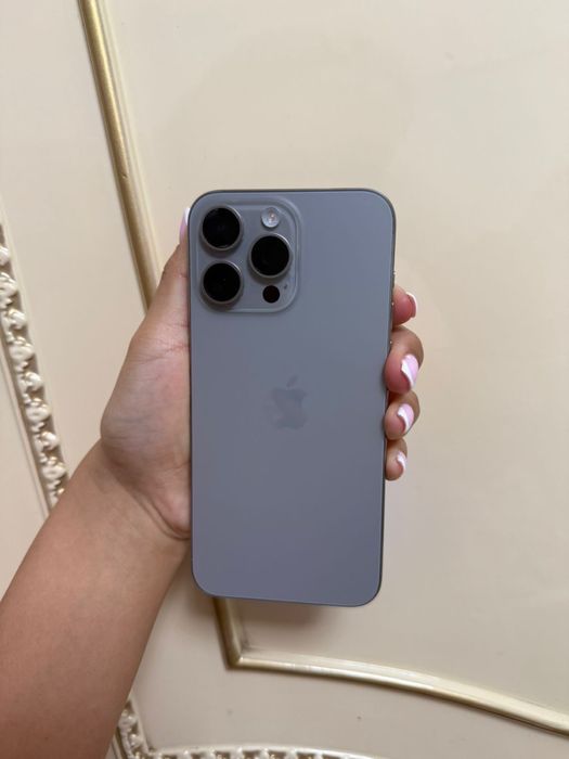 продам Iphone  15 PRO MAX