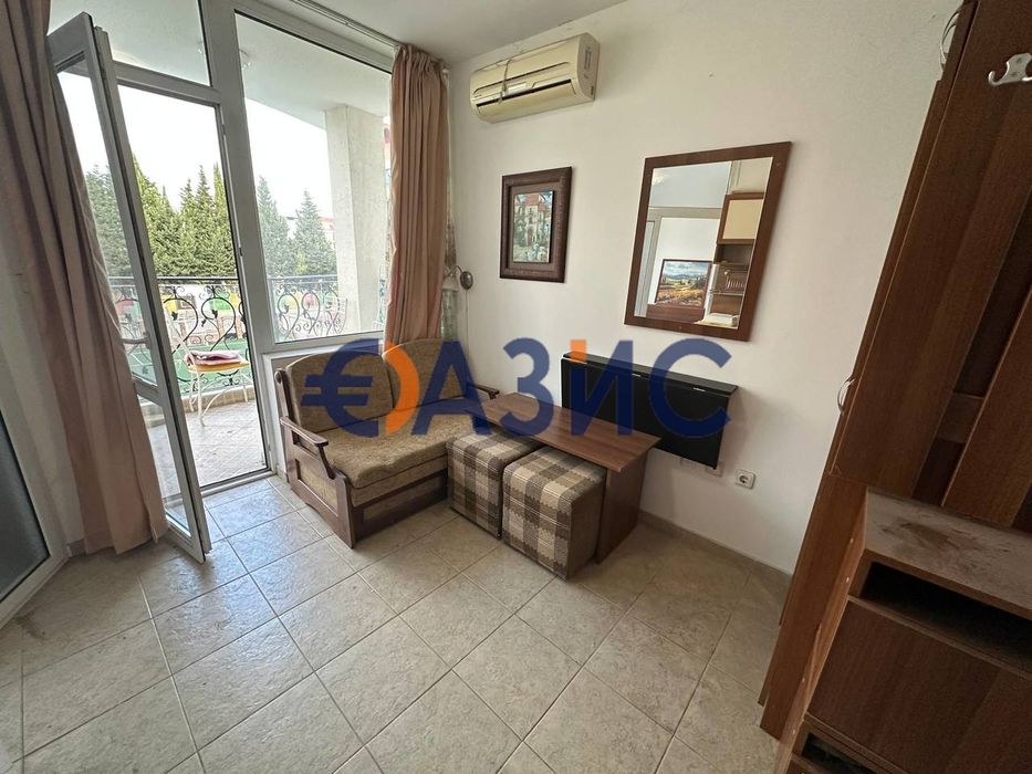 Продава се Едностаен апартамент в к.к. Слънчев бряг - 35 кв.м за 1400 €/кв.м - Снимка #3