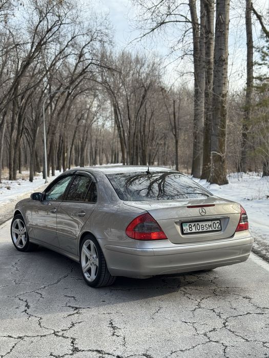 Продам бампер w211 стоковые