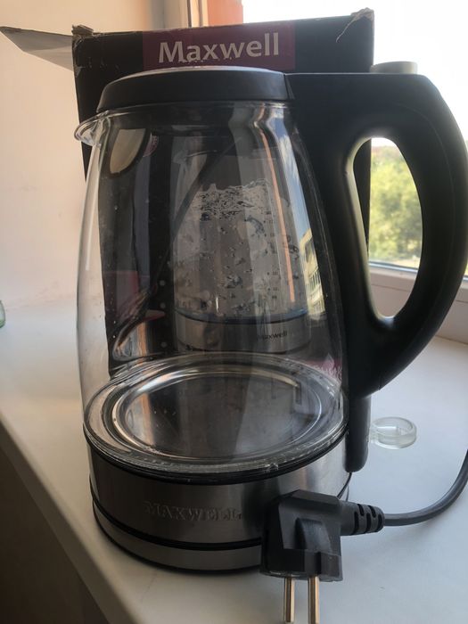 Продам электрический чайник