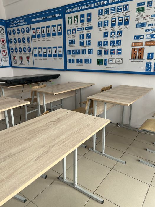Парта и школьная и учебный сатылады