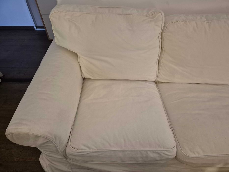 Canapea IKEA model Ektorp 3 locuri, culoare alba
