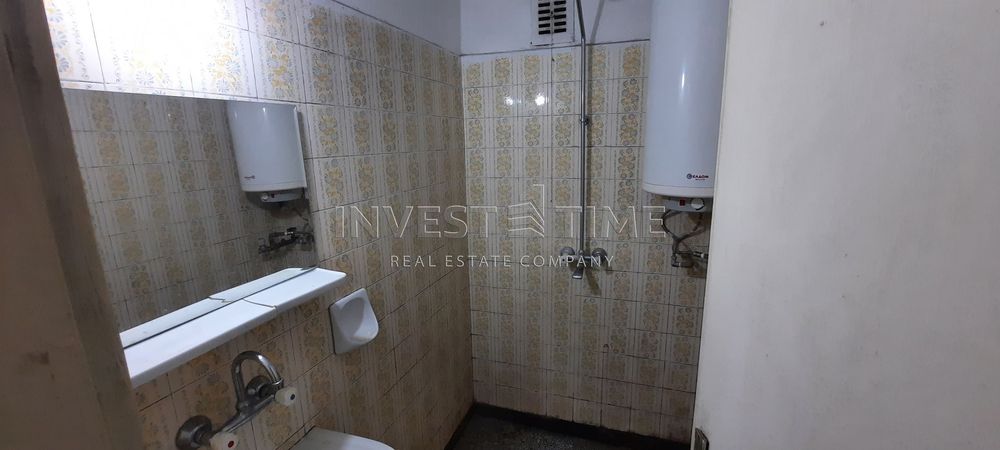 Продава се Четиристаен апартамент в Варна, Нептун - 120 кв.м за 1717 €/кв.м - Снимка #11