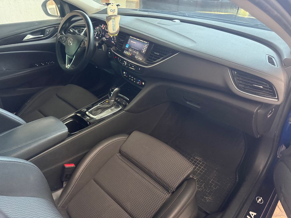 Vând Opel Insignia 1.5 cdti Euro 6