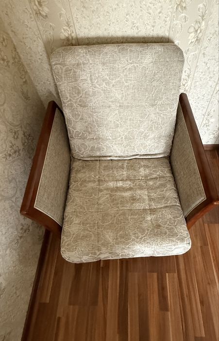 продам диван с креслом