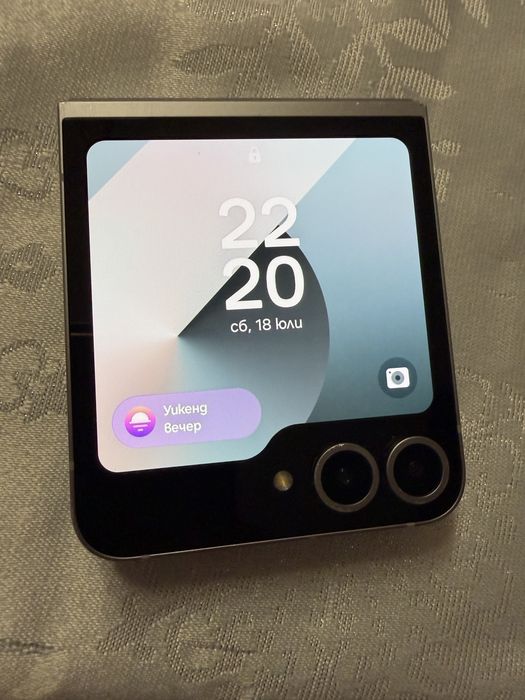 Samsung Z Flip 6