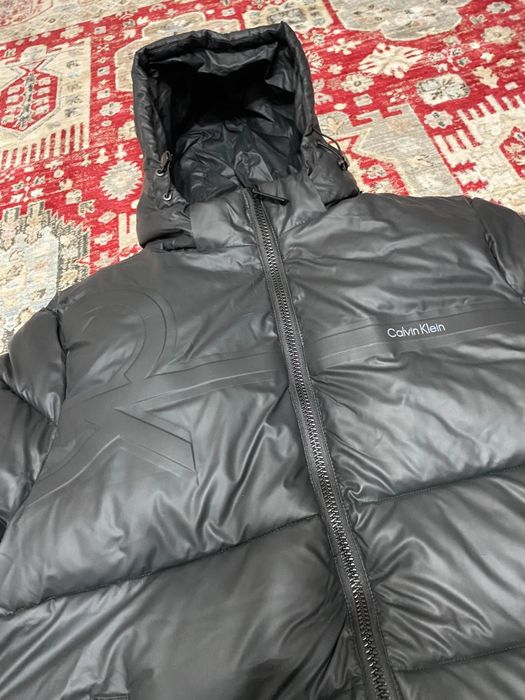 Продам зимнюю куртку