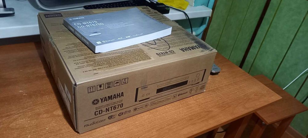 Yamaha CD NT 670