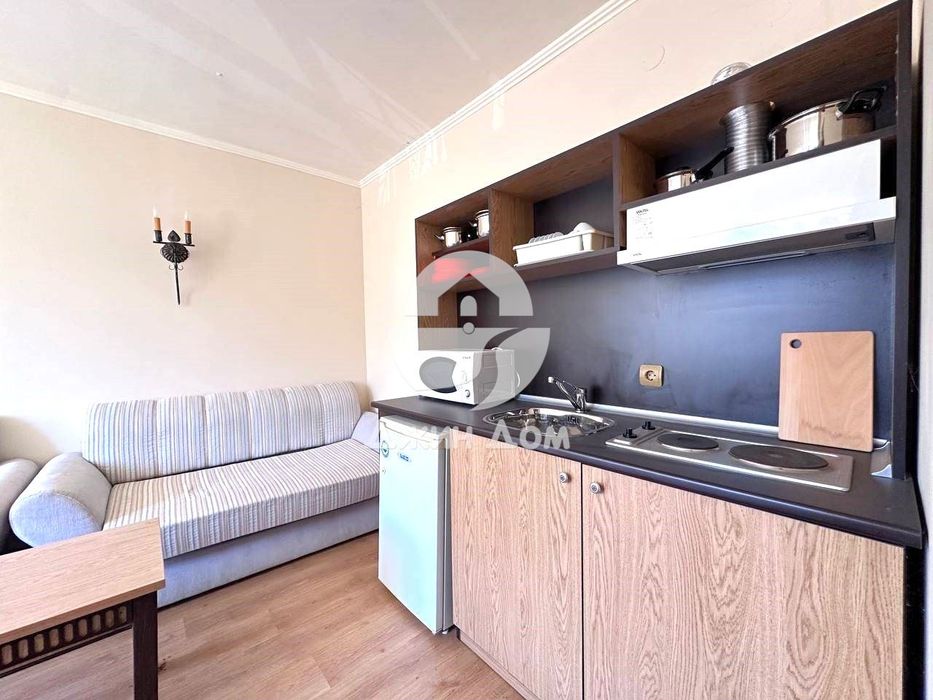 Продава се Двустаен апартамент в к.к. Елените - 55 кв.м за 910 €/кв.м - Снимка #3