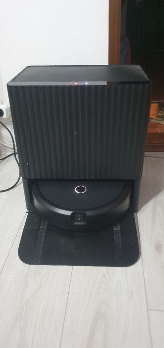 Robot de aspirare cu mop iRobot Roomba Combo 10 Max X085840,
