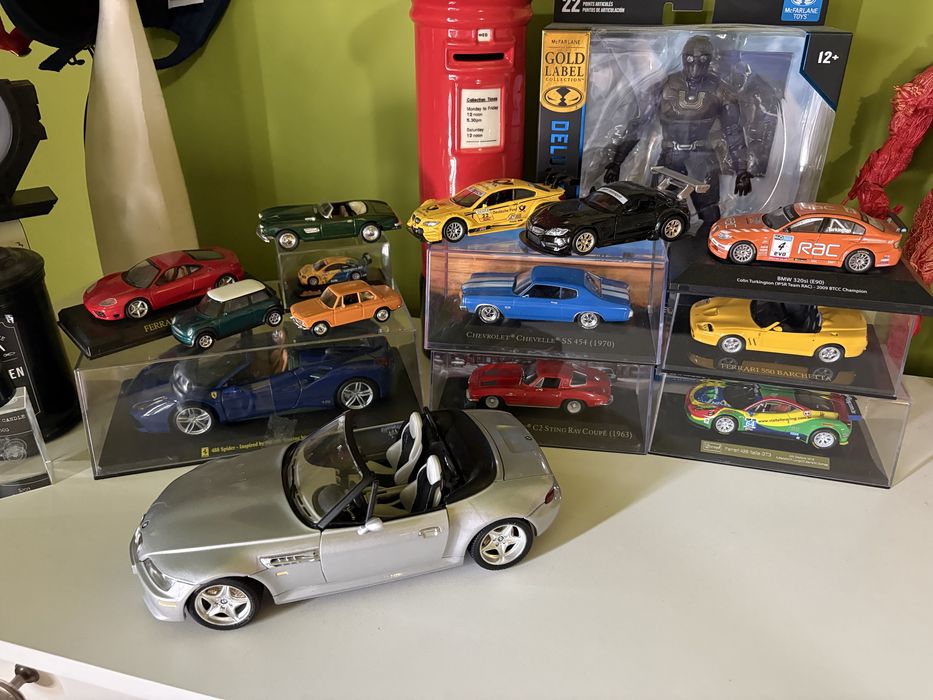 Lot Machete Ferrari BMW etc