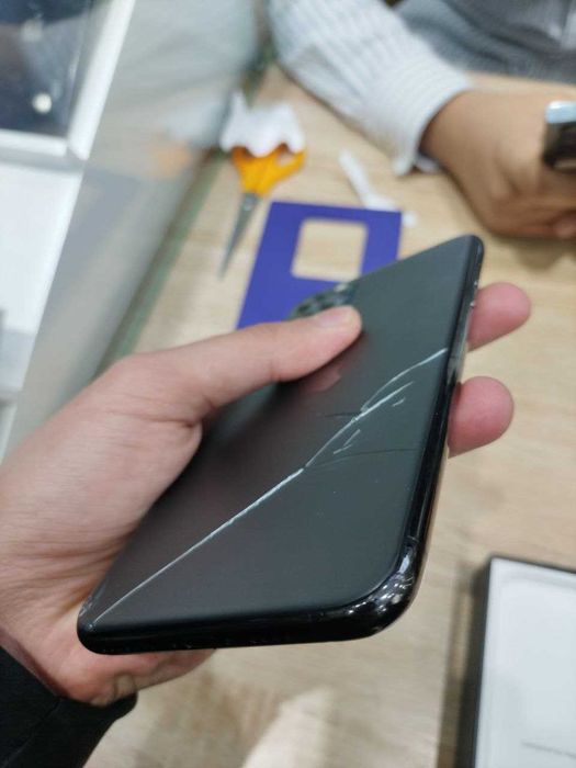 Телефон Iphone 11 Pro Max