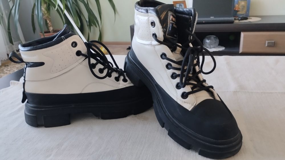 Ботинки молодёжные женские