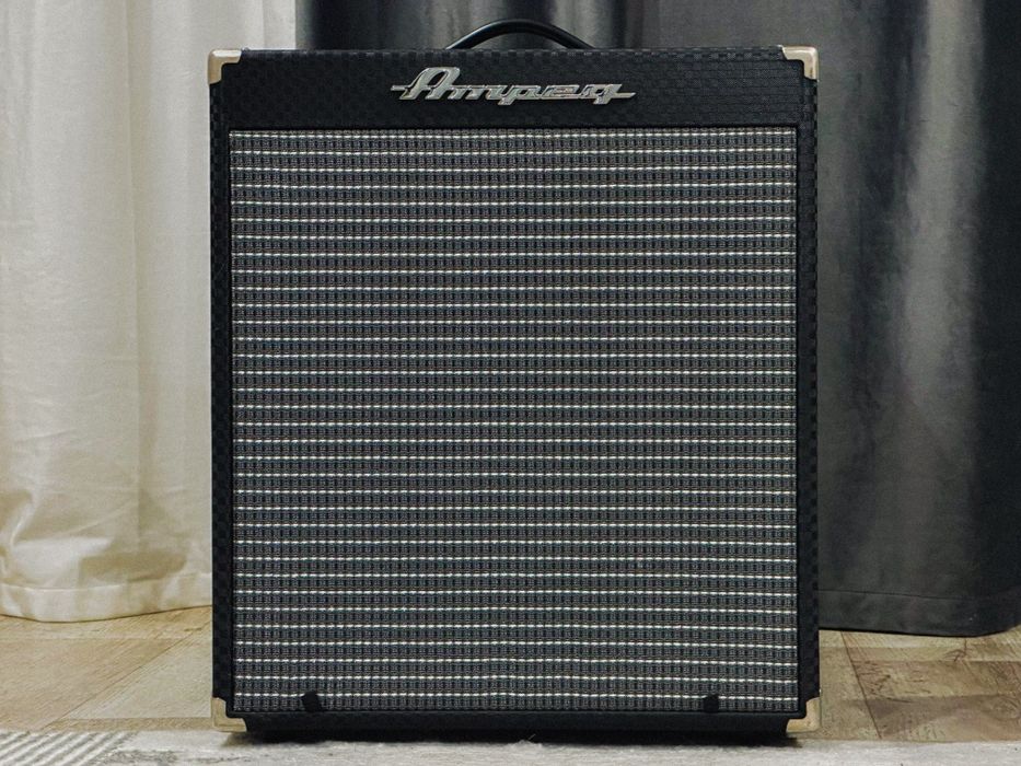 Ampeg 1x10 RB Комбоусилитель