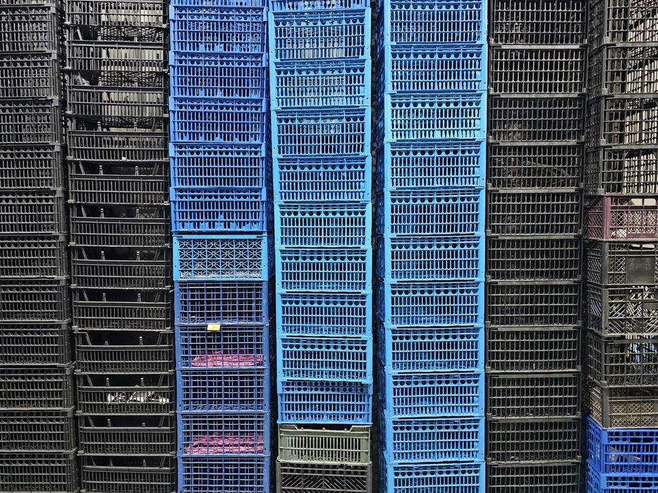 Yashik sotiladi продаётся ящики