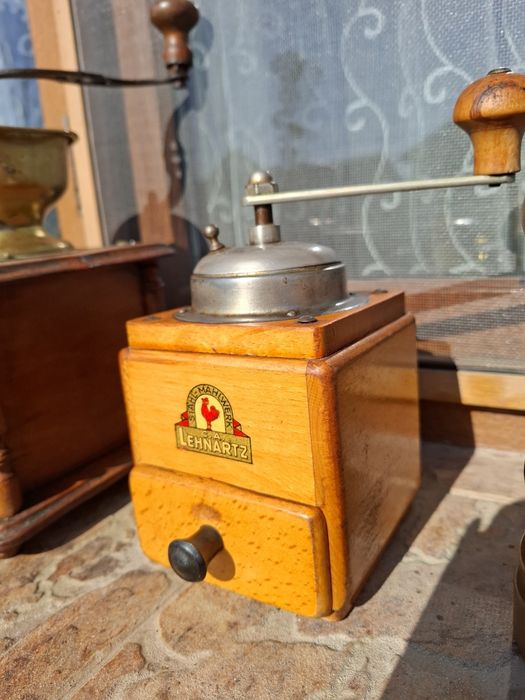 Rasnite de cafea de colectie