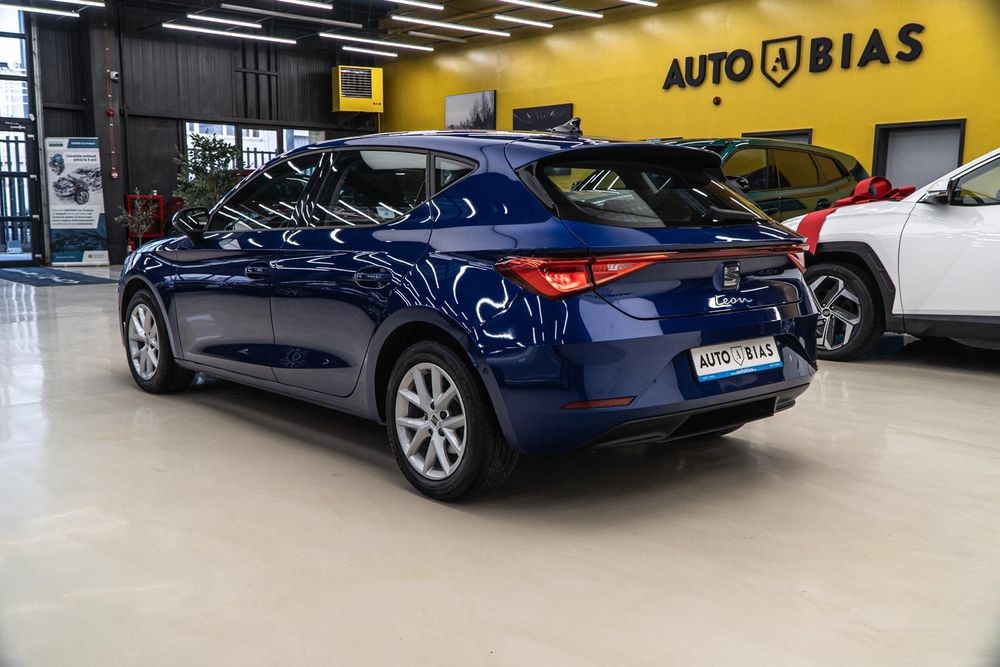 Seat Leon 2021 benzină, 16.649 € — imagine 5