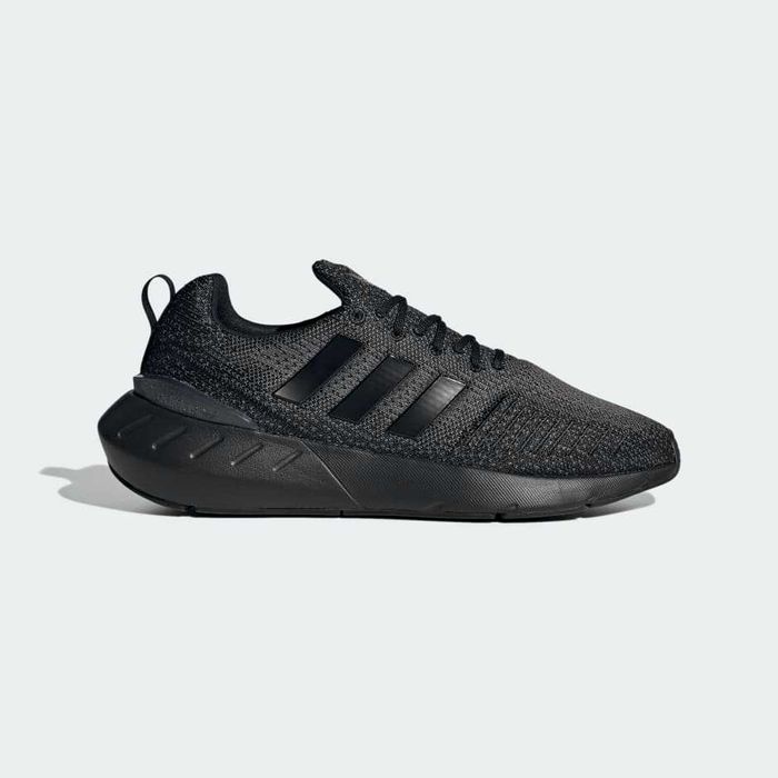 Мъжки обувки ADIDAS SWIFT RUN 22  размер 43 1/3