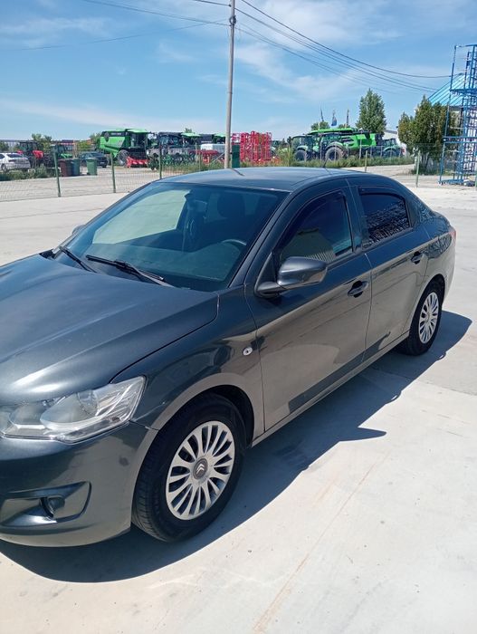 Vând Citroen C-Elysee