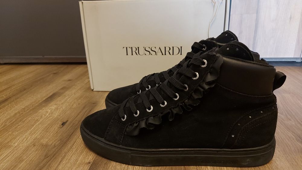 Дамски кецове TRUSSARDI