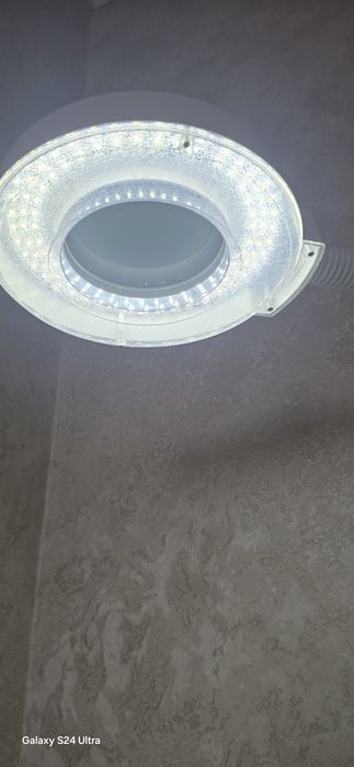 Лампа лупа 22 w  для бьюти мастера