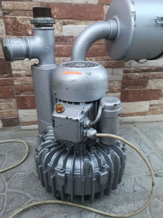 Дентална Аспирация 220V 90m3/h