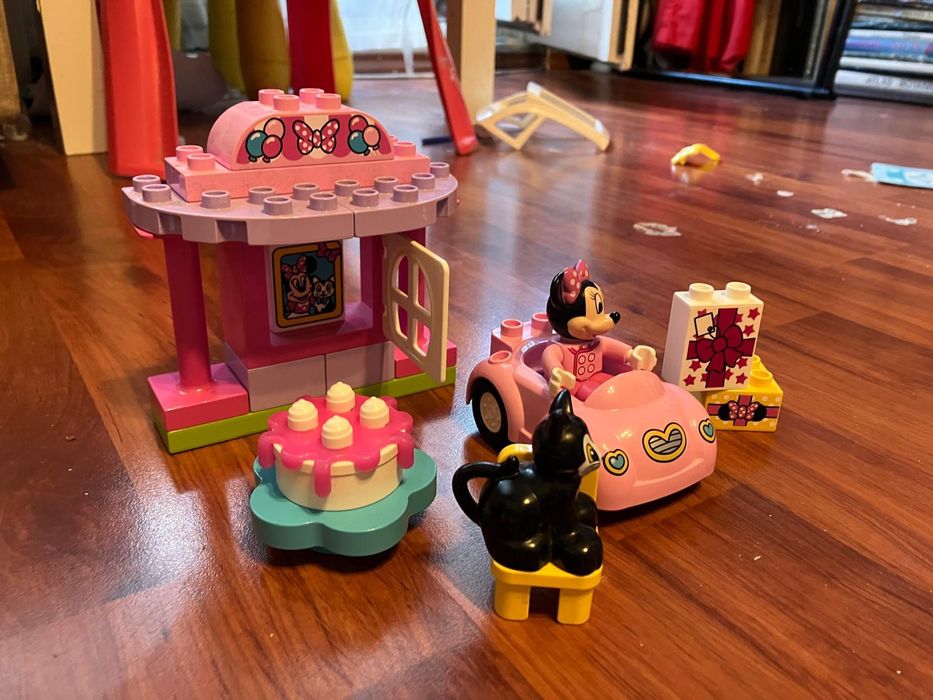 LEGO DUPLO Disney Petrecerea lui Minnie 10873