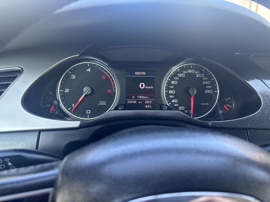 Audi A4 manuala 2010