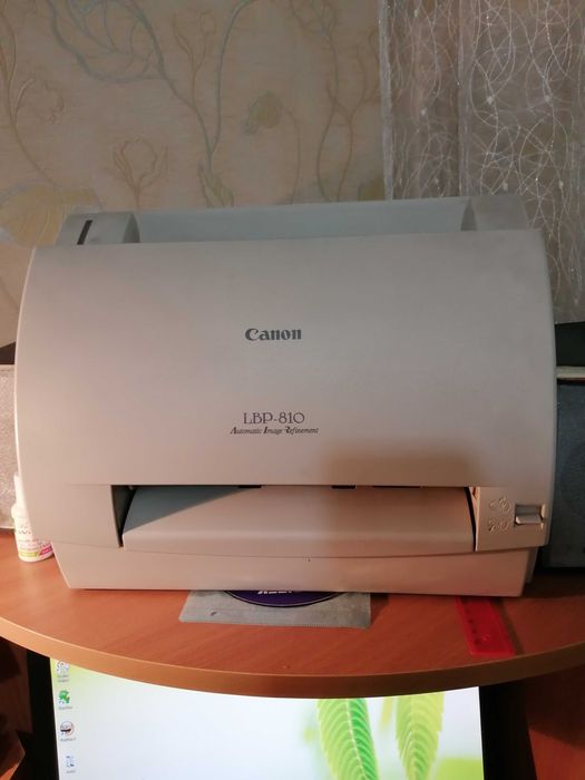 продам на запчасти принтер