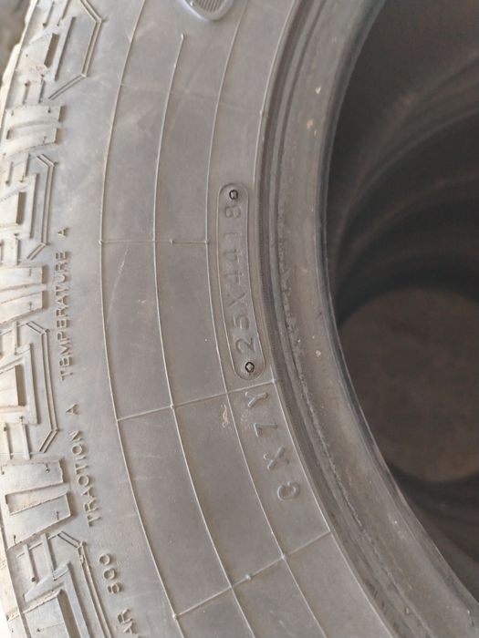 Продам шины 265/65/r17