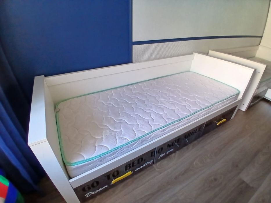 Кровать белый кровать