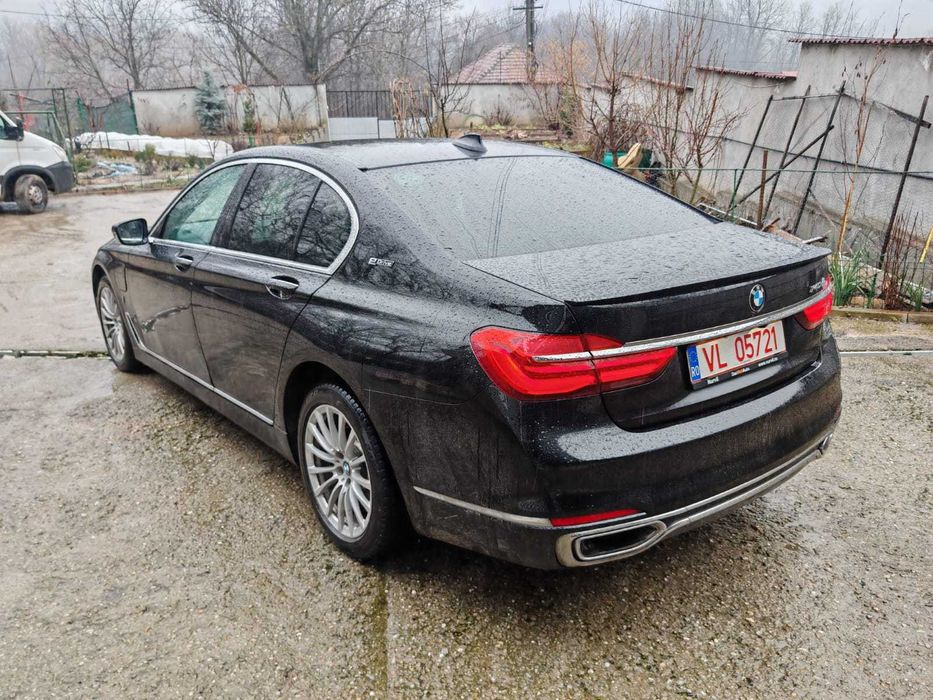 2019 BMW seria 7 740e iPerformance 2.0 benzina + plug in Hibrid de UK schimb variante