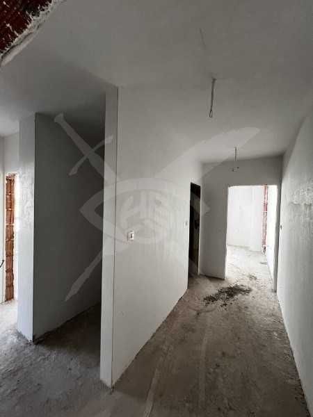Тристаен в Южен 86785