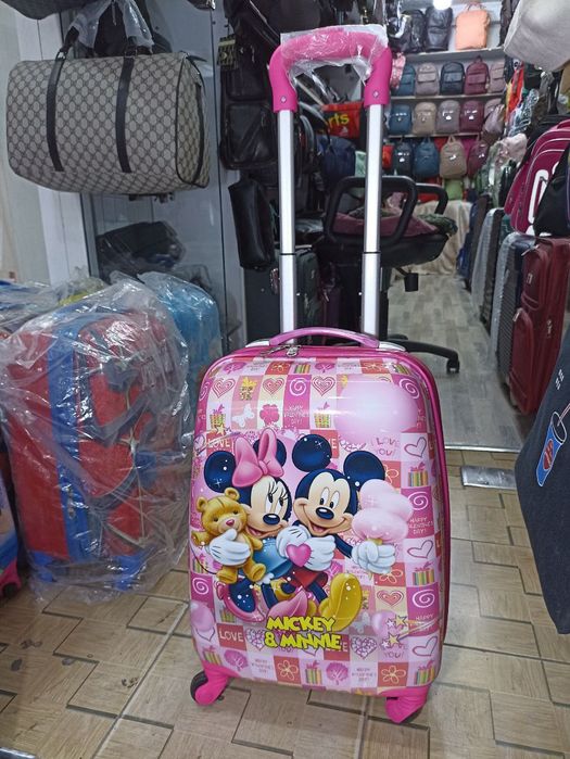 Destkiy chemadan sumka sfatli Xitoy mahsuloti Skidka