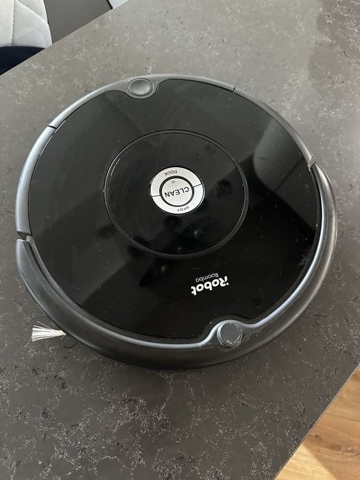 Прахосмукачка робот - Roomba