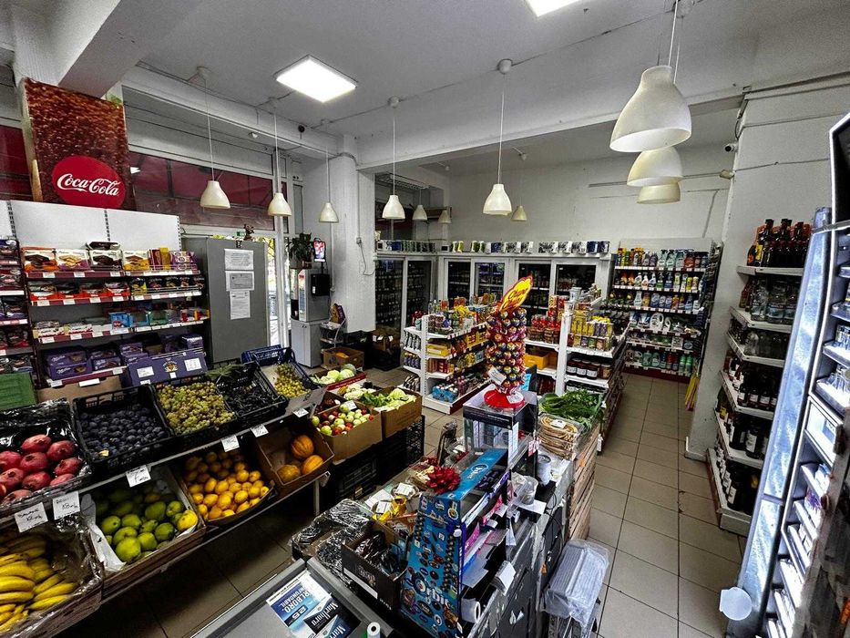 Vad excelent! Predau afacere la cheie – Magazin alimentar complet utilat, Sector 3