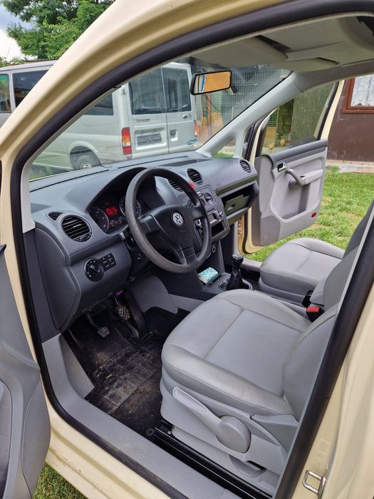 VOLKSWAGEN Caddy 2010 — imagine 5