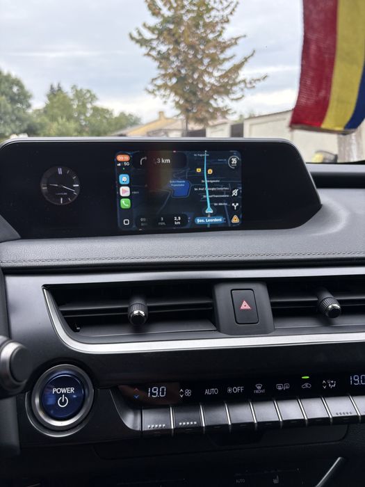 Lexus UX 250 h fabr 2020