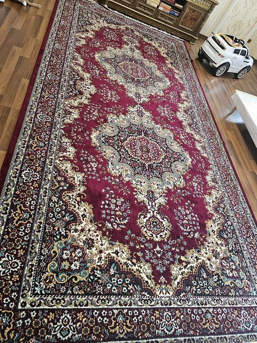 Продам ковёр 2.5×5